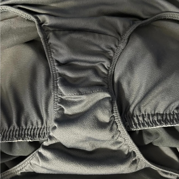 Nike, Womens Shorts running/athletic medium gray elastic waist and drawstring.m - Picture 7 of 9